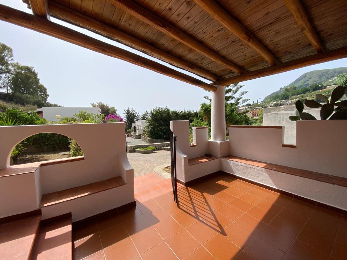 Villa A Lipari Bagian luar foto