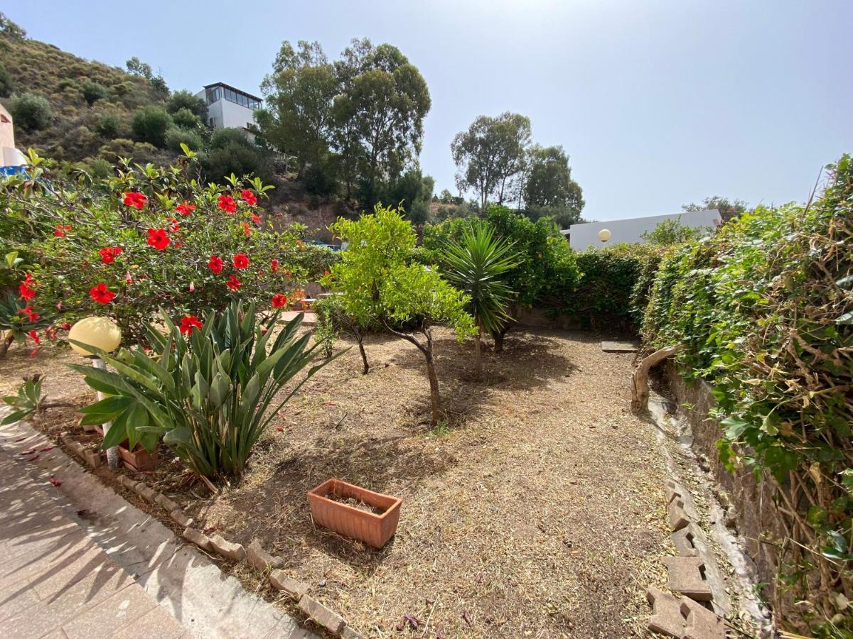 Villa A Lipari Bagian luar foto