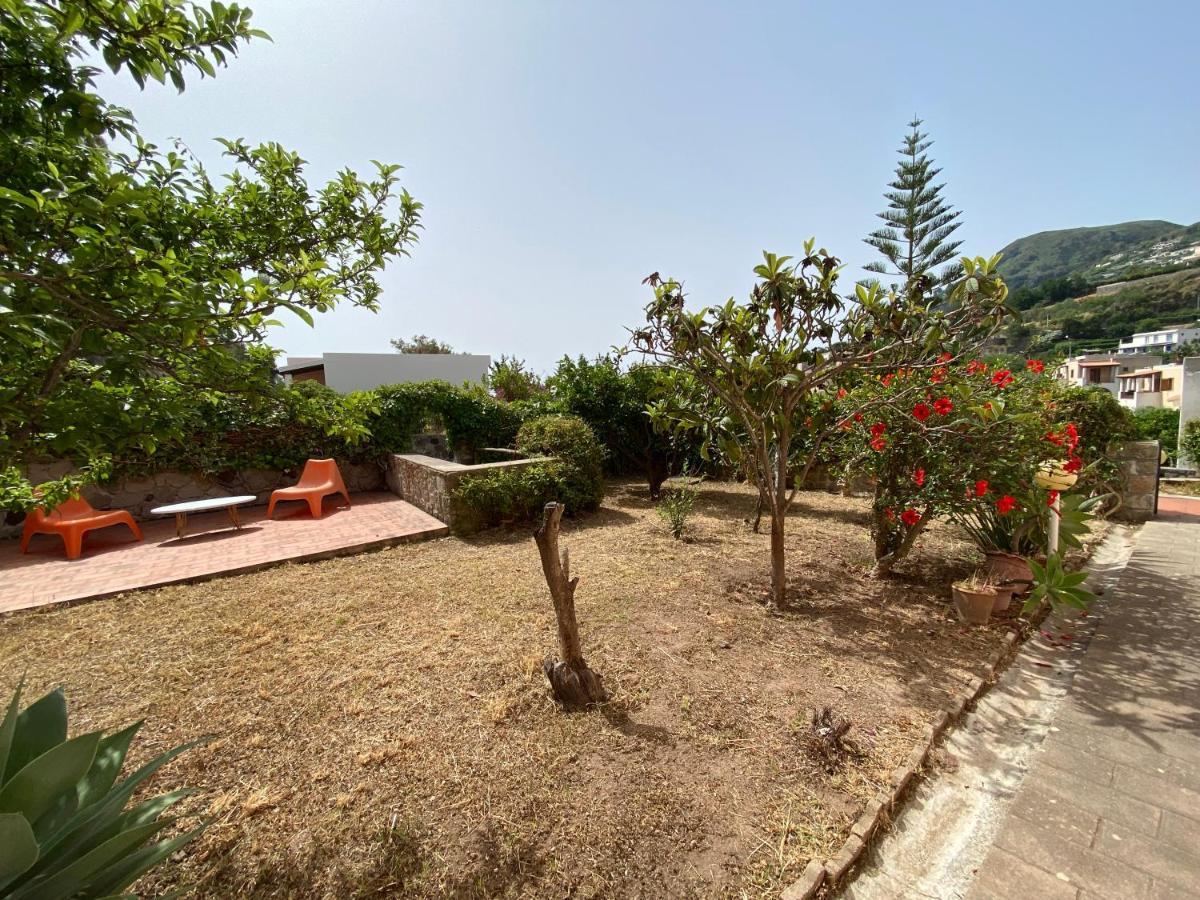 Villa A Lipari Bagian luar foto
